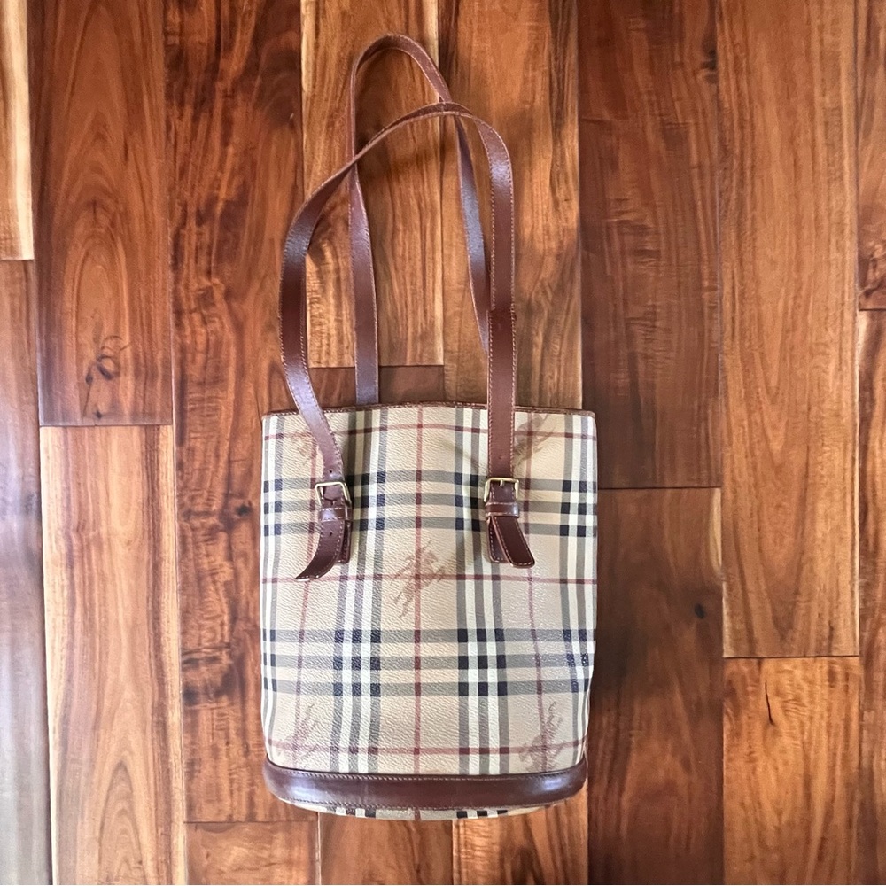 Authentic Preloved Burberry Nova Check Bucket Shoulder Bag